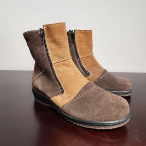 Two-Tone Brown Ankle Boots 7.5